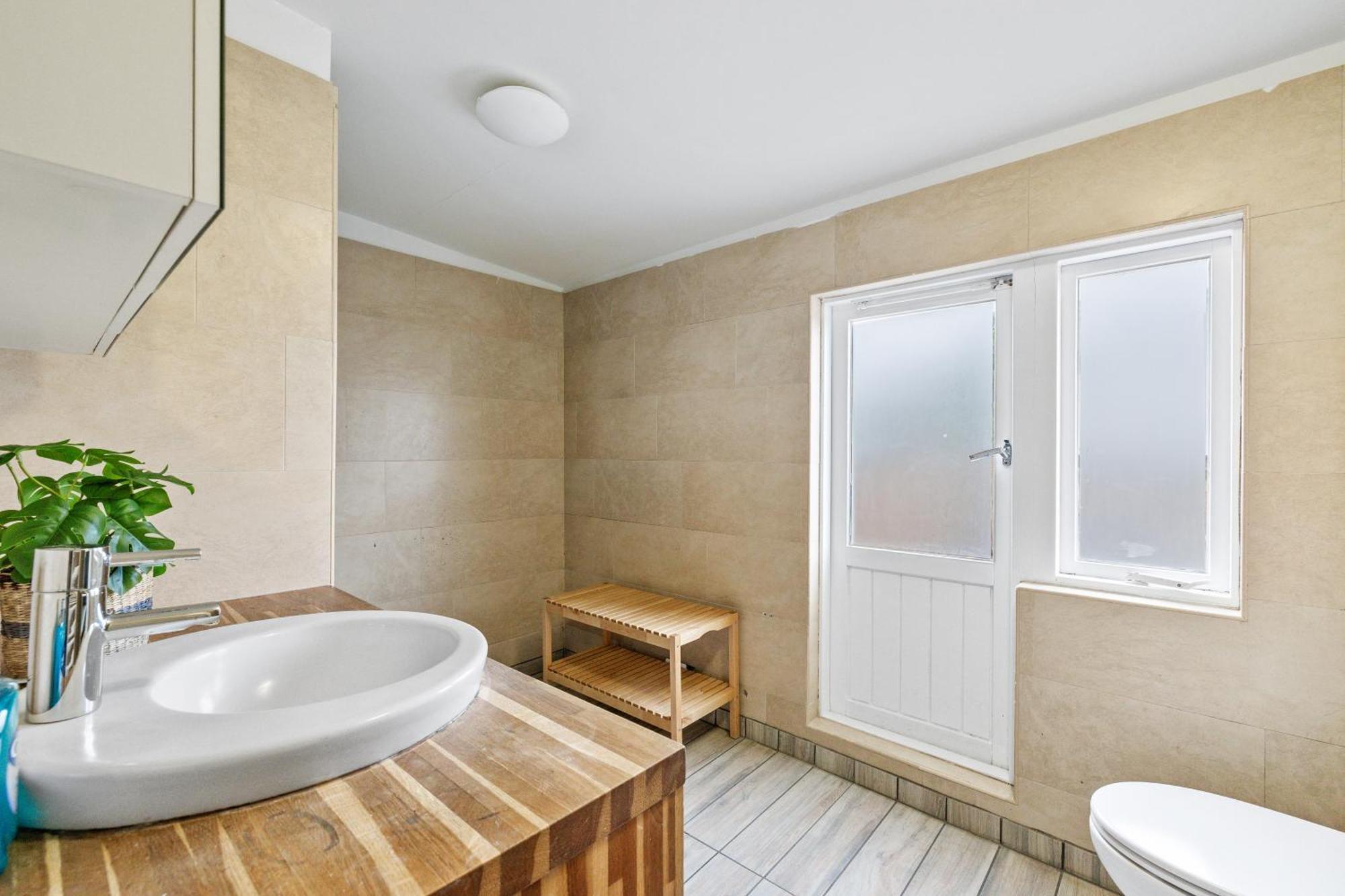 Massive Villa In Downtown Reykjavik With A Sauna Екстер'єр фото